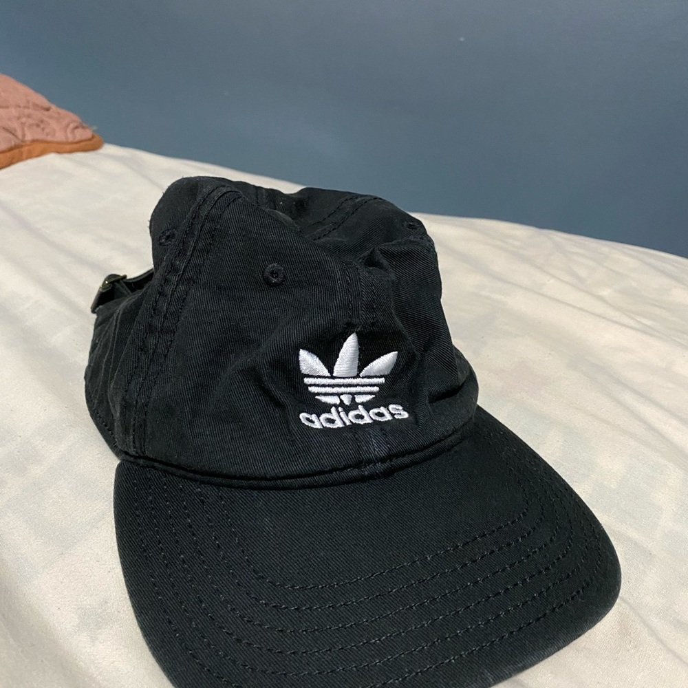 Adidas hat! - Picture 3 of 3
